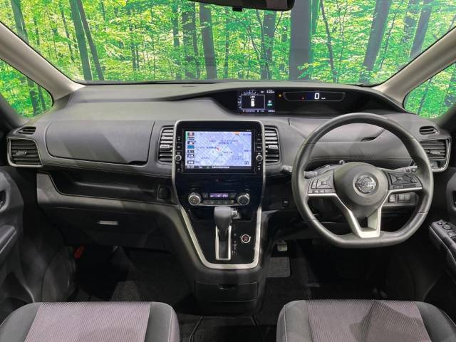 セレナ2.0 ハイウェイスター VセレクションII