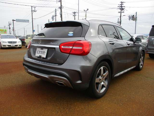 GLAクラスGLA250 4マチック スポーツ 4WD