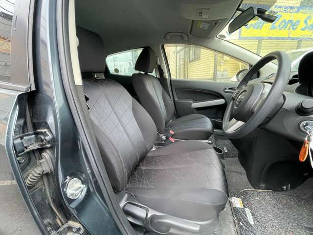 ���̋Ǝ҂ɂ������ې􂢁A�V�[�g�̃^�o�R�Ȃǂɂ��R�Q���̃��y�A��(�L��)�������Ă���܂��B