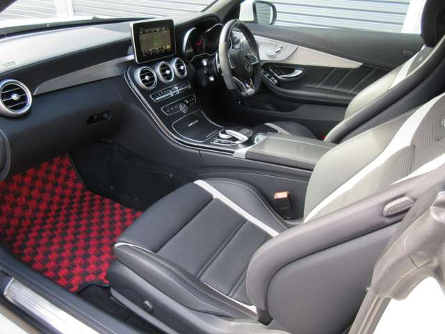 CクラスカブリオレAMG C63 S