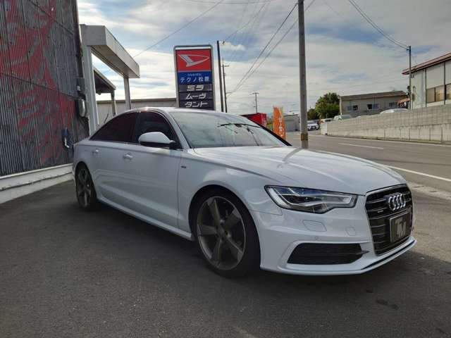 A62.8 FSI クワトロ Sラインパッケージ 4WD