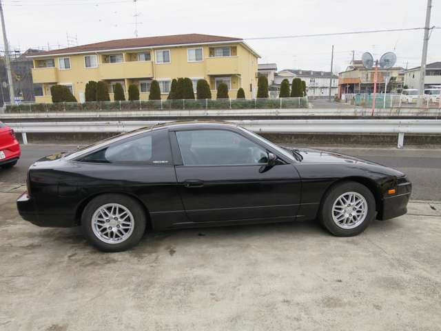 ���ꂼ180SX�̑�햡�ł��B