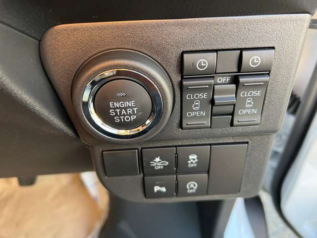 ���[!�l�C��RS���D���ȃI�v�V�������t���\1����肨���߂ɗ����d���X���C�h�h�ALED�w�b�h���C�g�v�b�V���X�^�[�g�d�i�[�h�A�~���[ �E�B���J�[�~���[�A�_�v�e�B�u�N���[�Y�R���g���[��B�J�����R�[�i�[�Z���T