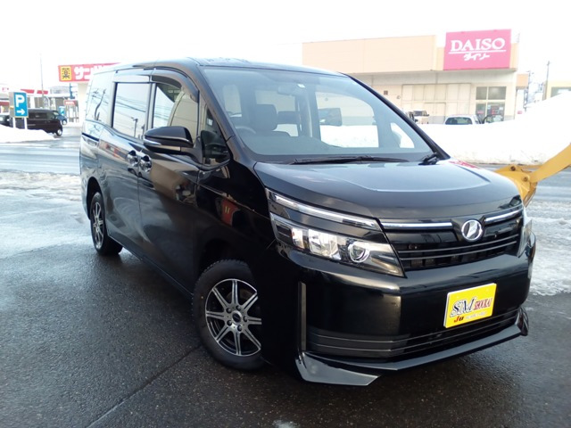 ヴォクシー2.0 X 4WD