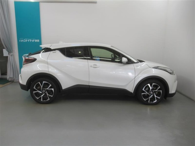 C-HRハイブリッド 1.8 G