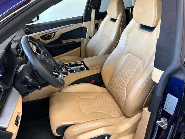 Q-citura���U�[�V�[�g�B�w�b�h���X�g��̌^�ł��B