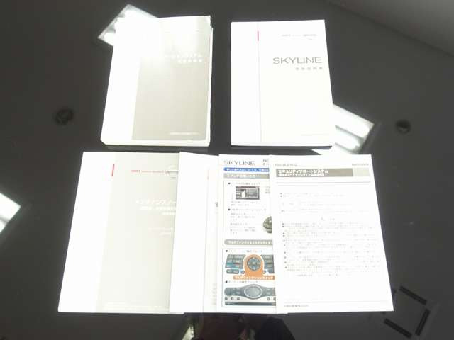 弊社自社カスタム!人気のスカイライン6MTモデル!高額モデルのSSRプロフェッサーSPX19AWにTEIN車高調、フロントリップを装着。純正HDDナビゲーション、ETC、曙ブレーキなど充実装備の一台