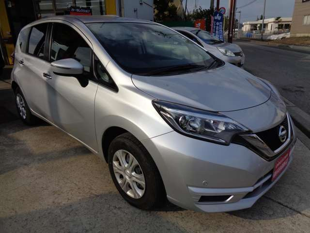 ノート1.2 X FOUR 4WD