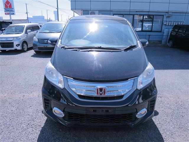 フリードハイブリッド1.5 ジャストセレクション