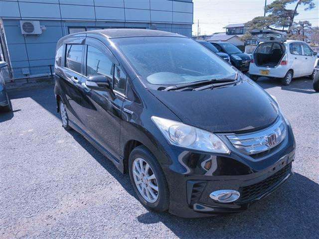 フリードハイブリッド1.5 ジャストセレクション