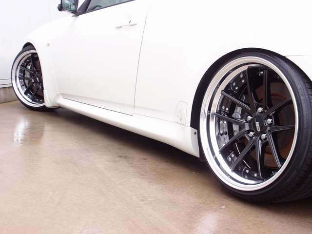 バックカメラ/曙ブレーキ/インテリキーX2/LEDテール/パワーシート/ハーフレザーシート/室内灯LED/6MT/取説/記録簿/過去分解整備記録簿13枚/H20.4/H20.8/H21.3/H22.3