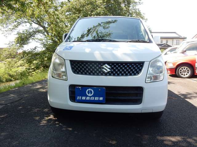 ワゴンRウィズ 車いす移動車 リヤシート付 電動固定式