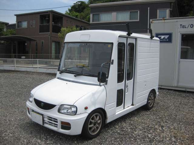 ミラウォークスルーバン