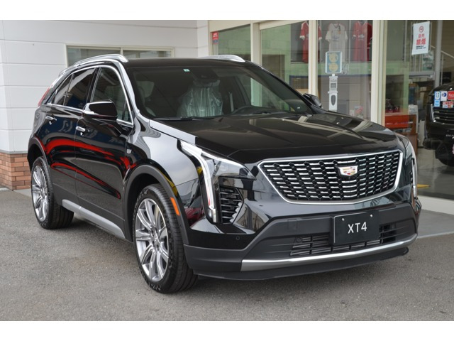 XT4プラチナム 4WD