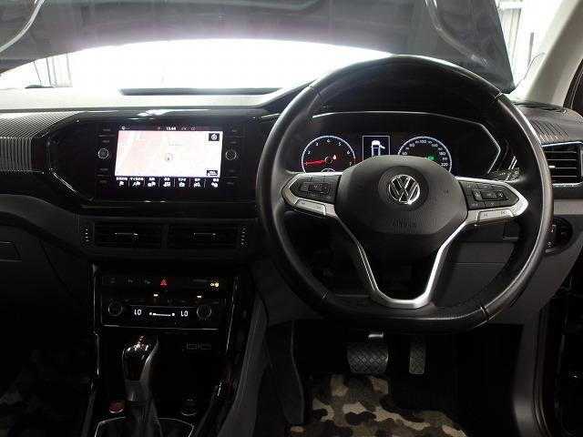 T-CrossTSI 1st プラス