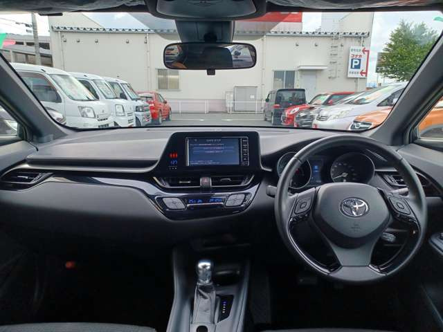 C-HRハイブリッド 1.8 S