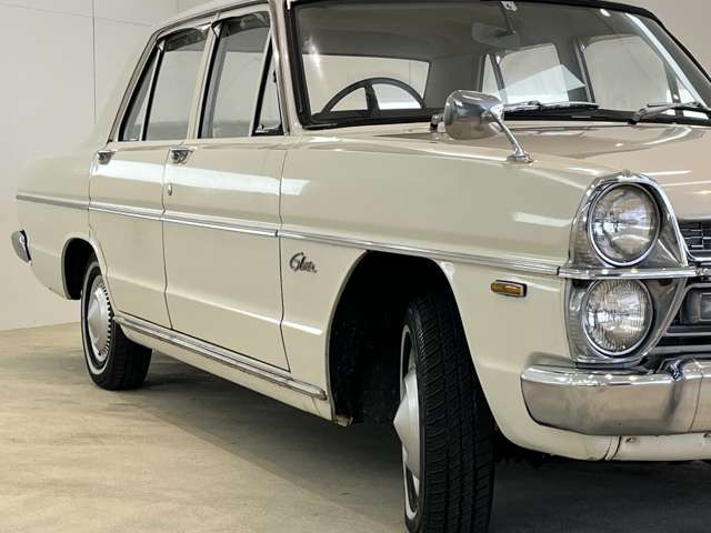 グロリアセダン