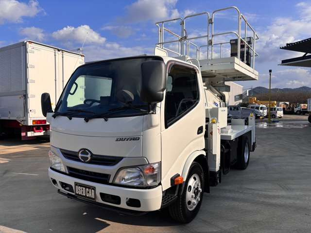 デュトロ高所作業車