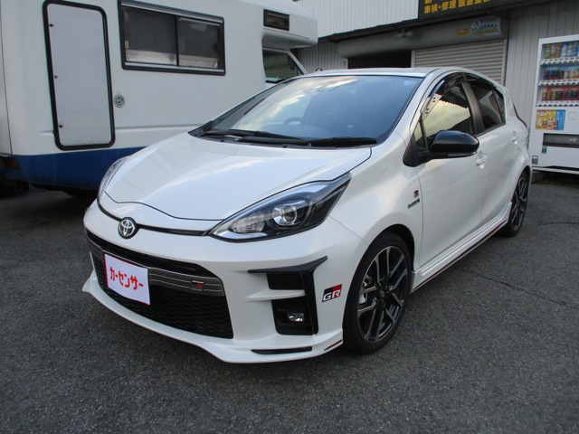 アクア1.5 G GRスポーツ・17インチパッケージ