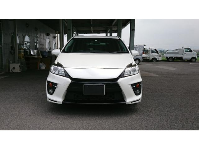 プリウス1.8 S ツーリングセレクション G's