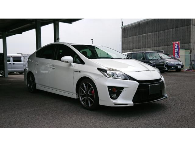 プリウス1.8 S ツーリングセレクション G's