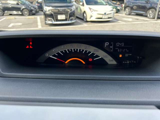 スリークロス滋賀店は総在庫200台以上展示!お客様のお気に入りの1台がきっと見つかります!軽自動車、普通車、キャンピングカーに福祉車両まで店頭に無い在庫もお探しできます♪お気軽にご来店ください!