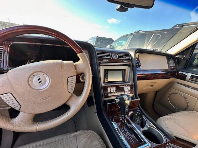 ナビゲーター5.4 4WD