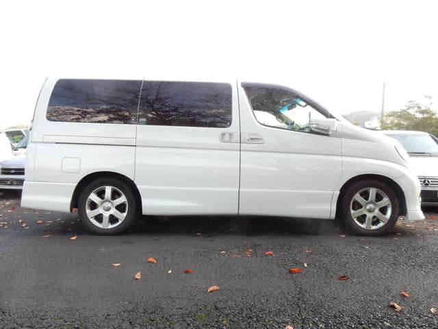 エルグランド3.5 ハイウェイスター ナビエディション