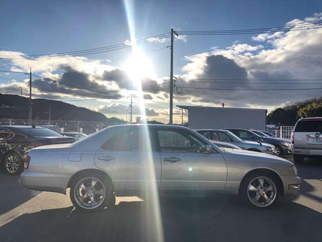 ���X�͗\��D��ƂȂ��Ă���܂��̂ŃJ�[�Z���T�[�����d�b����x���d�b���������B�܂��A�������s���ȓ_������܂����炢�ł����d�b��������^^