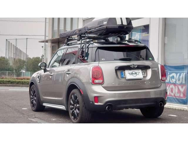 ミニクロスオーバークーパー SD オール4 4WD