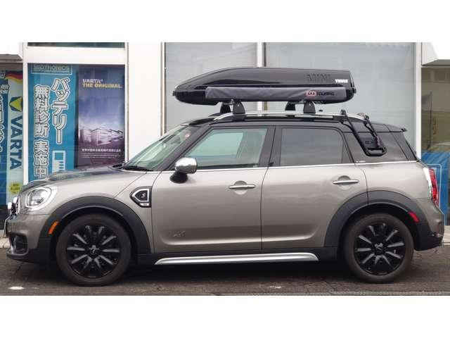 ミニクロスオーバークーパー SD オール4 4WD