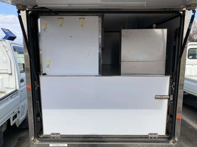 ハイゼットトラック移動販売車