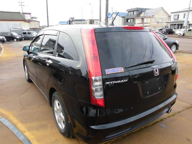 ストリーム1.8 X HDDナビエディション