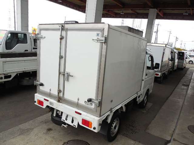 キャリイ 低温冷凍車(-20)8ナンバー登録•車検8年12月　距離少8千キロ スズキ、キャリイ低温冷凍車にスライドドア仕様 | LOGISTICS TODAY