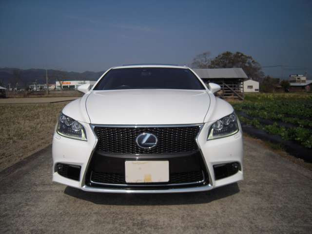 LS600h Fスポーツ 4WD