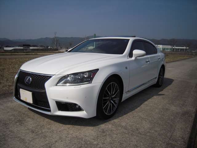 LS600h Fスポーツ 4WD