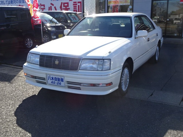 クラウン2.5 ロイヤルサルーン Four 4WD