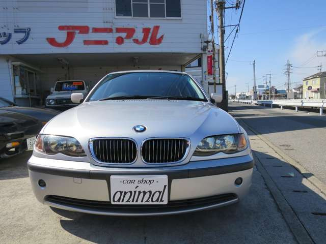 3シリーズセダン320i