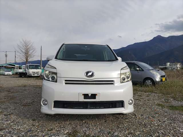 ヴォクシー2.0 X Lエディション