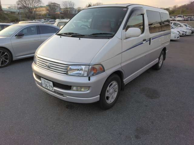 ハイエースレジアス3.0 ディーゼル