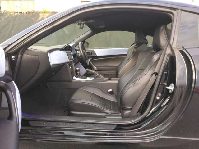 �։���!���U�[�X�e�A�����O!�V�[�g�J�o�[!