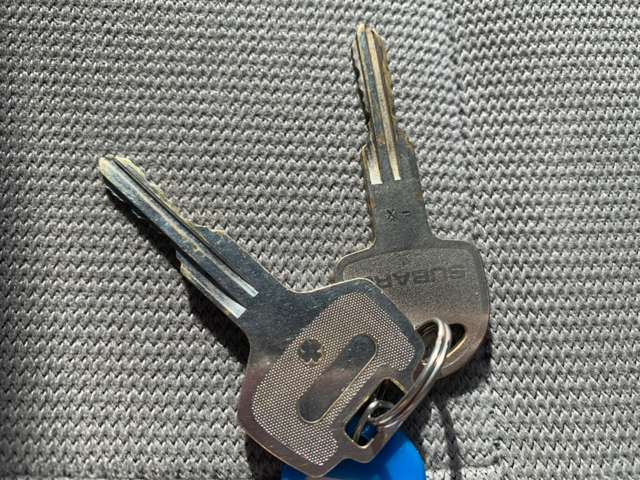 �݌Ɏԗ��Ɋւ��Ă͂��q�l�ɂ��ǂ����̂����񋟂���ׂɕi���ɍS���Ďd������s���Ă���܂��B�e���Ԃ̏�Ԃ͂��ꂼ��ł��̂ł����k���ɓ��X�X�^�b�t�������������Ē����܂��̂ł����S���������܂��B