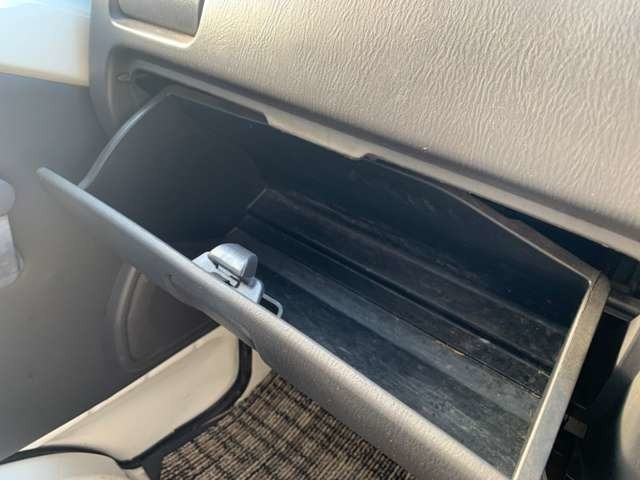 �F���C���^�[���炨�Ԃ�3���ƃA�N�Z�X�֗�!�߂��ɂ͗L���ό��n�̕F���������܂��̂ŁA�ό��ƍ��킹�Ă̂����X���ǂ��ł��ˁ􊈋C���鎩���̃X�^�b�t�����q�l�̂����X�����҂����Ă���܂�!