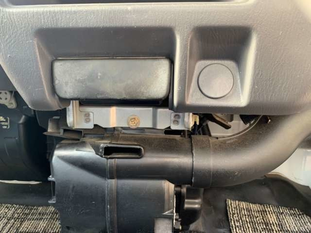 �X���[�N���X����X�̎ԗ��͍Œ�2�N�̈��S�ۏ؂��ʓr�L���ł��t���ł��܂�!�ڍׂ͓��X�X�^�b�t�܂ł��C�y�ɂ��₢���킹�������B