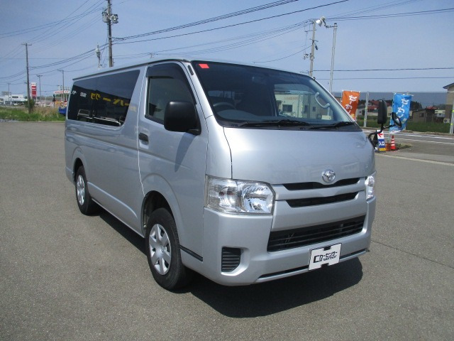 レジアスエース3.0 DX ロング ディーゼル 4WD