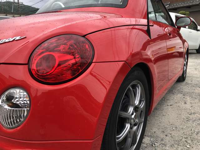 �f�ڎʐ^�ȊO�̎ʐ^���������܂�!���ڂ������ʐ^�������ɎB�蒼�����Ƃ��\�ł��̂ŁA���C�y�ɂ��\���t��������!