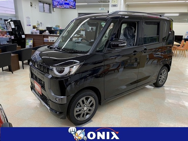 デリカミニ(三菱) T プレミアム 4WD　届出済未使用車 中古車画像