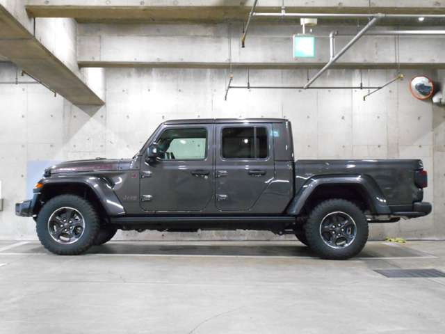 グラディエーター3.6 ルビコン 4WD