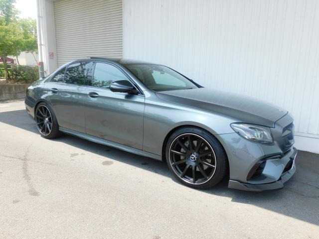 EクラスE200 ローレウスエディション