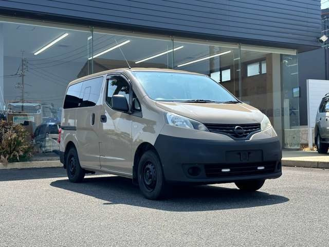 NV200バネットバン1.6 DX